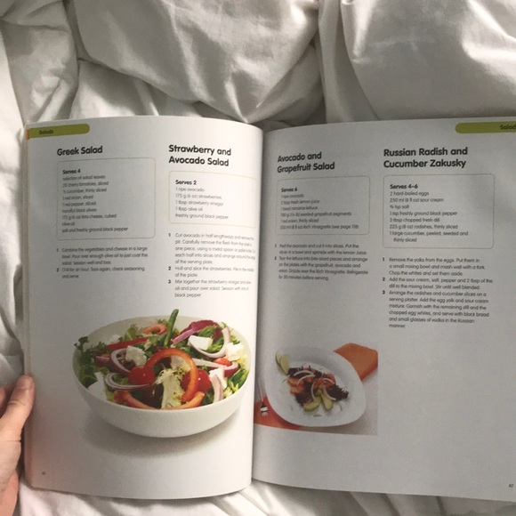 NWOT The Ultimate Vegetarian Cookbook - Picture 4 of 5